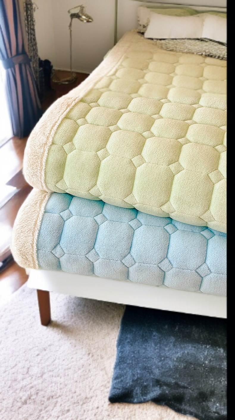 두꺼운 보온 매트리스 소재 디테일