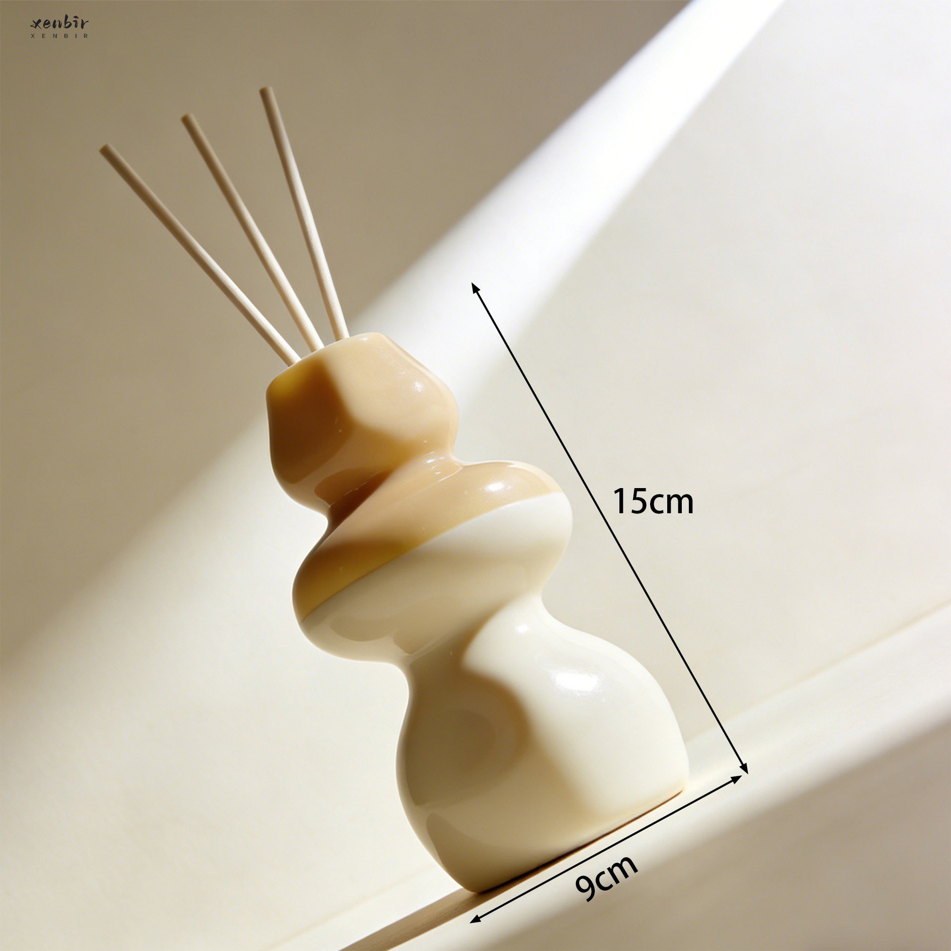 เพิ่มบรรยากาศบ้านด้วยน้ำหอมตกแต่ง