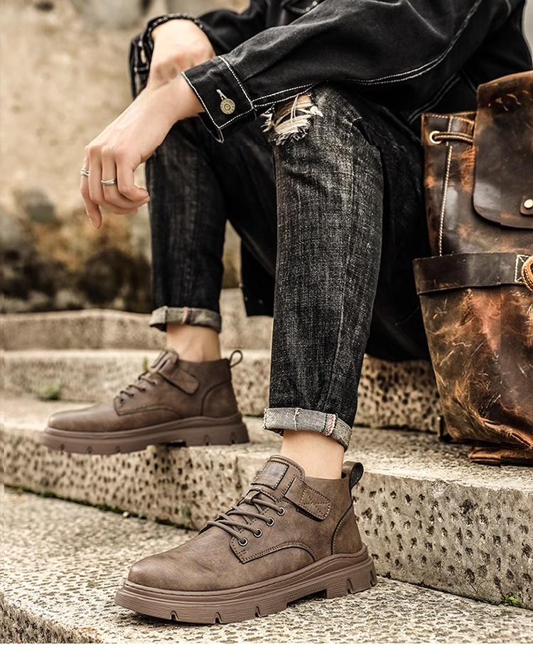 트렌디한 디자인의 남성용 워커 부츠