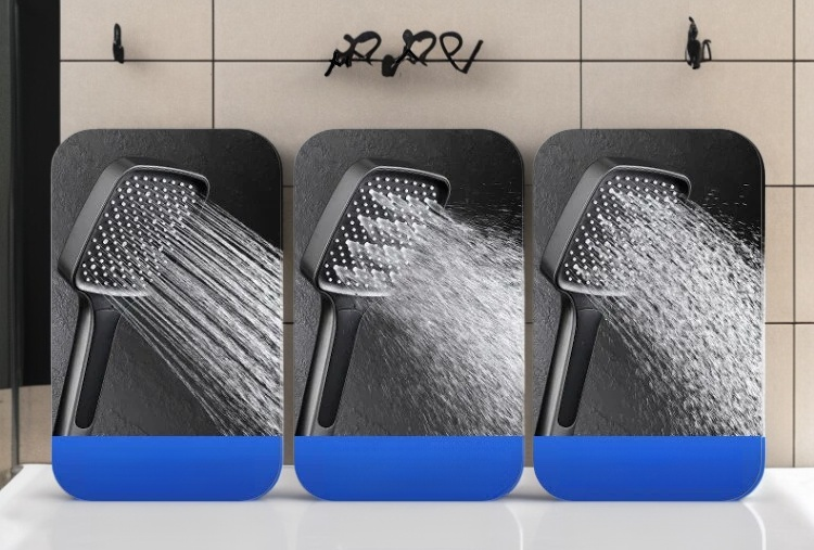 バスルームに設置したスマートシャワーセット