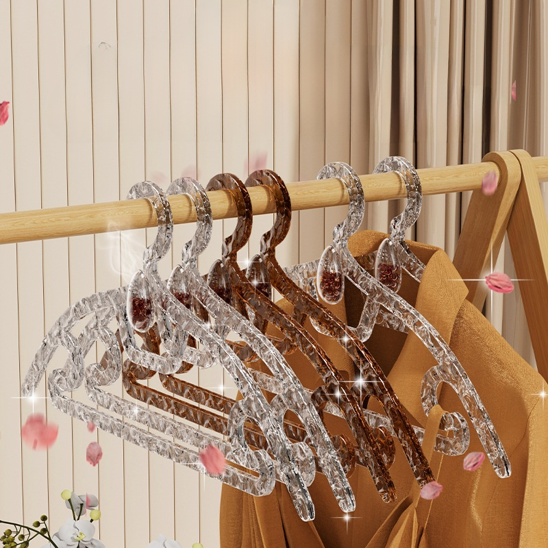 香氛衣架無痕家用輕奢加粗水波紋掛衣撐