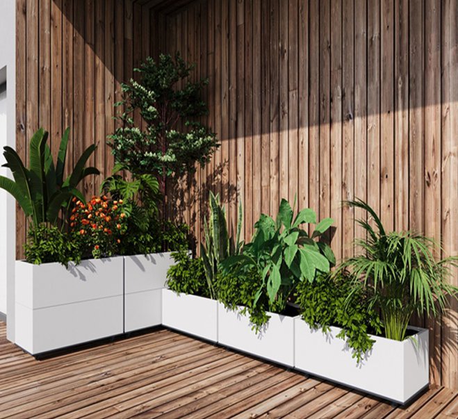 丸い金属製の植木鉢