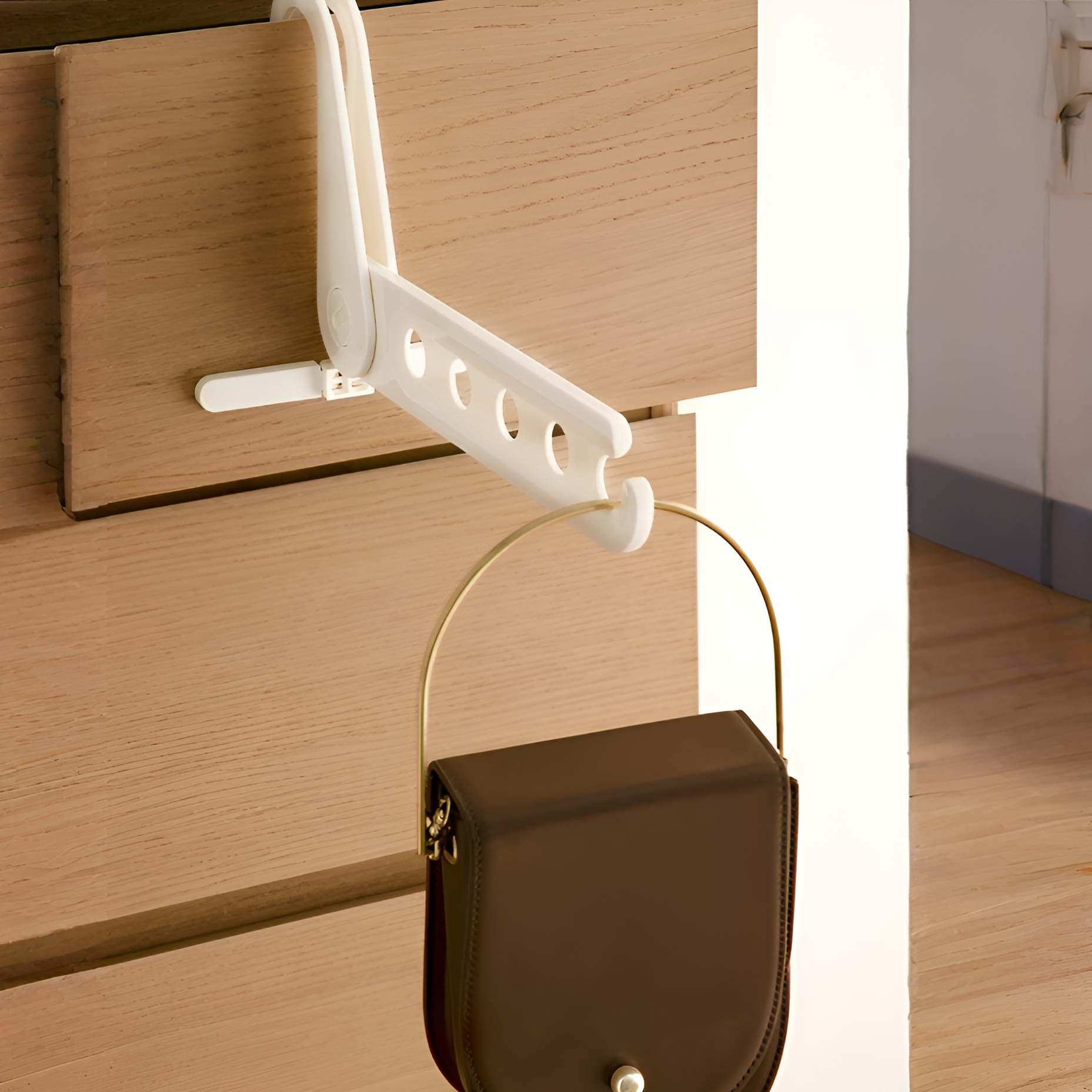 Faltbarer Reise-Kleiderbügel, Haushalts-Kleiderbügel, tragbarer Reise-/Hotel-Multifunktions-Kleiderb