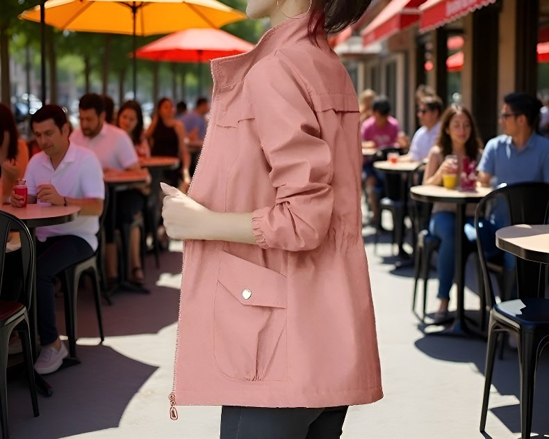 경량 소재 간절기 자켓 디테일