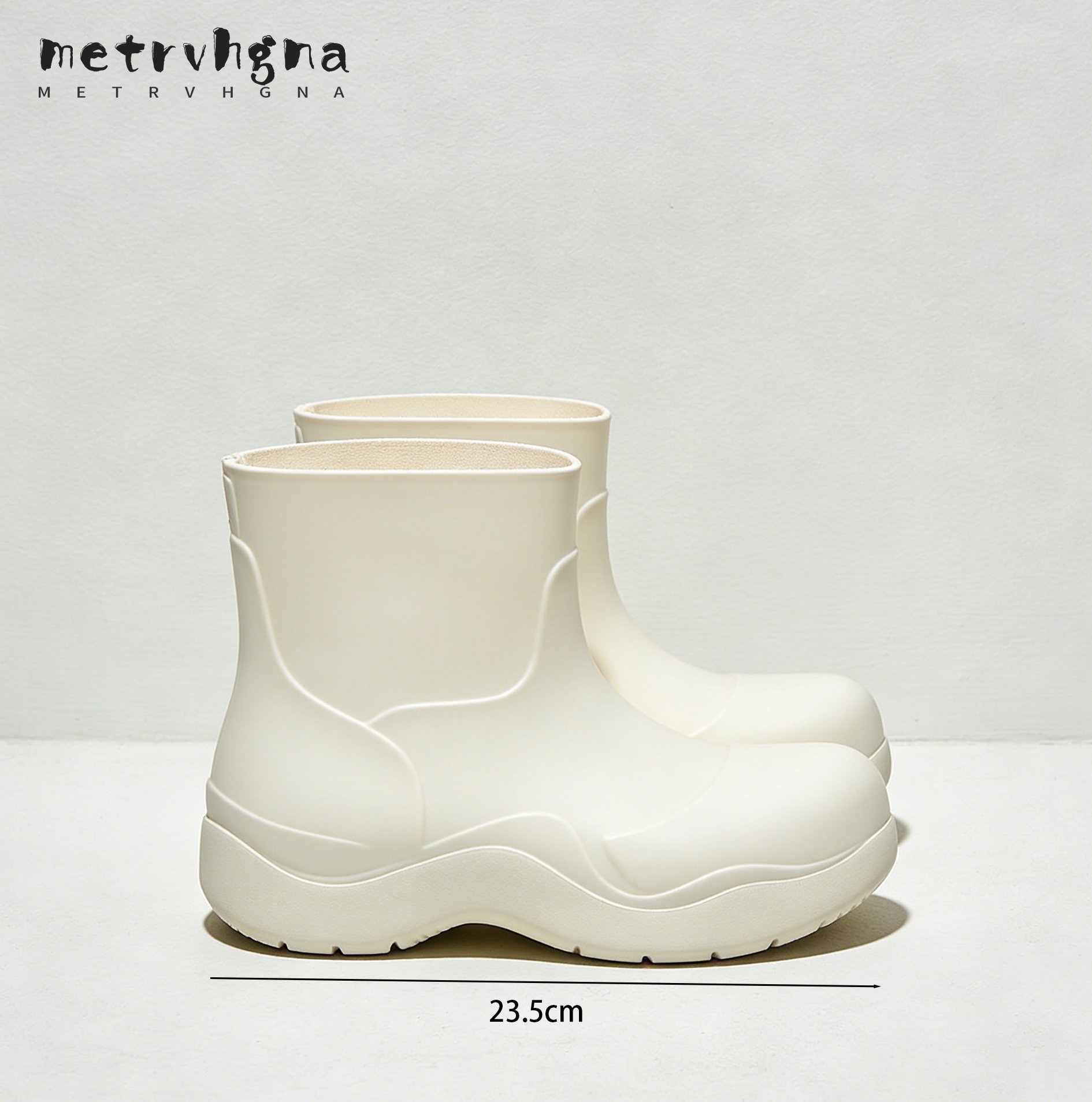 รองเท้าบูทกันน้ำสำหรับทำสวนและงานกลางแจ้ง