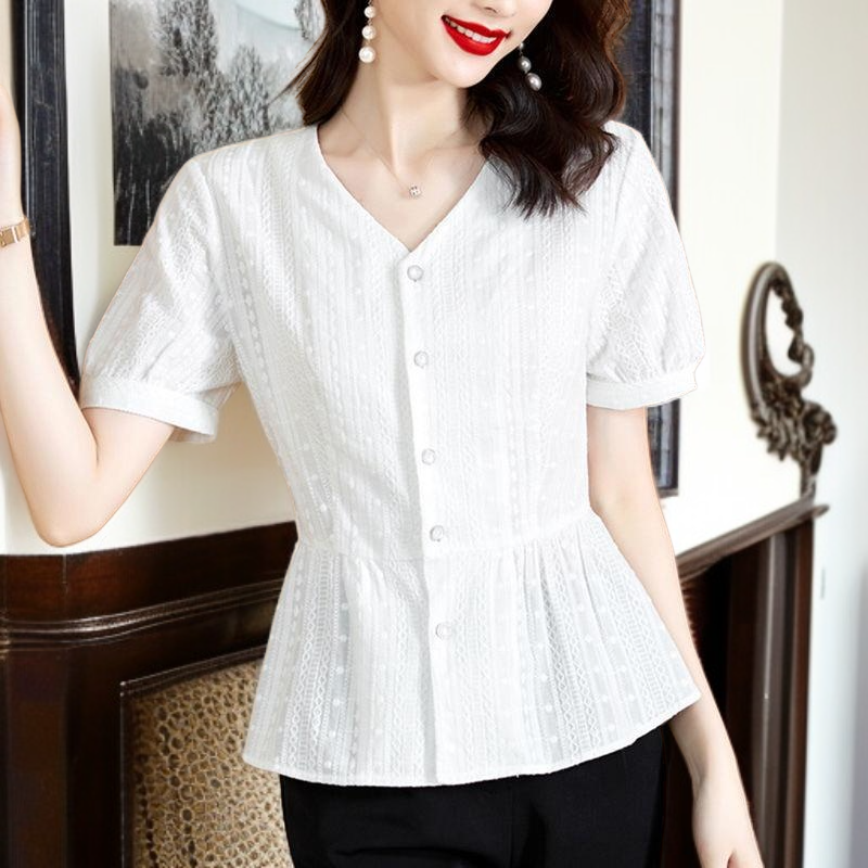 여름 신상 패셔너블하게 배를 가리는 중년 엄마 허리띠를 줄여 날씬해 보이는 블라우스녀