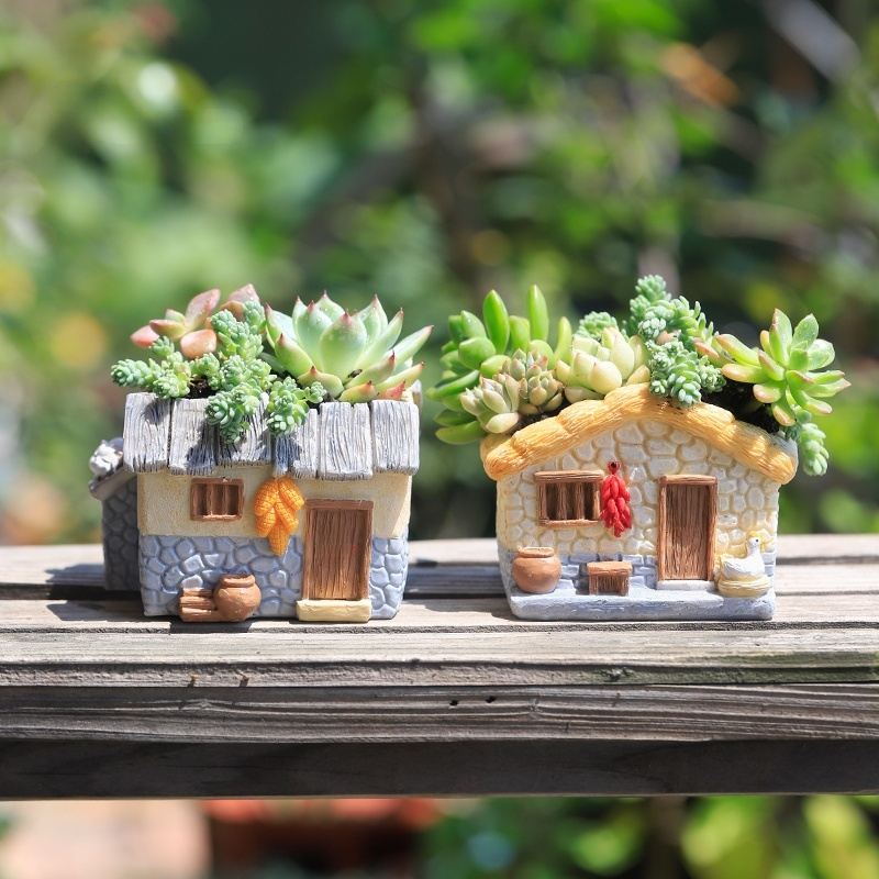 Resin plant pots