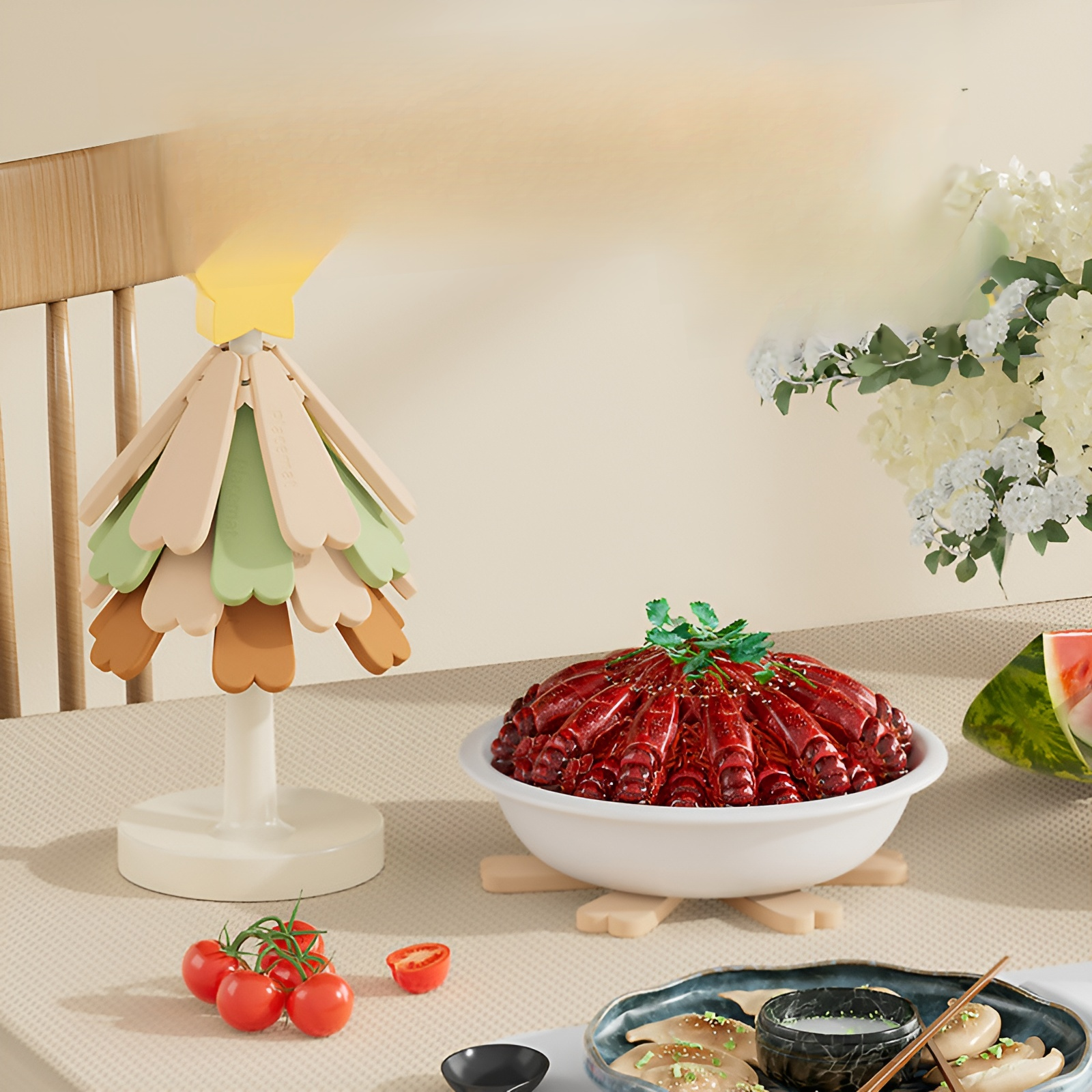 Protective pot holder with creative Christmas tree style