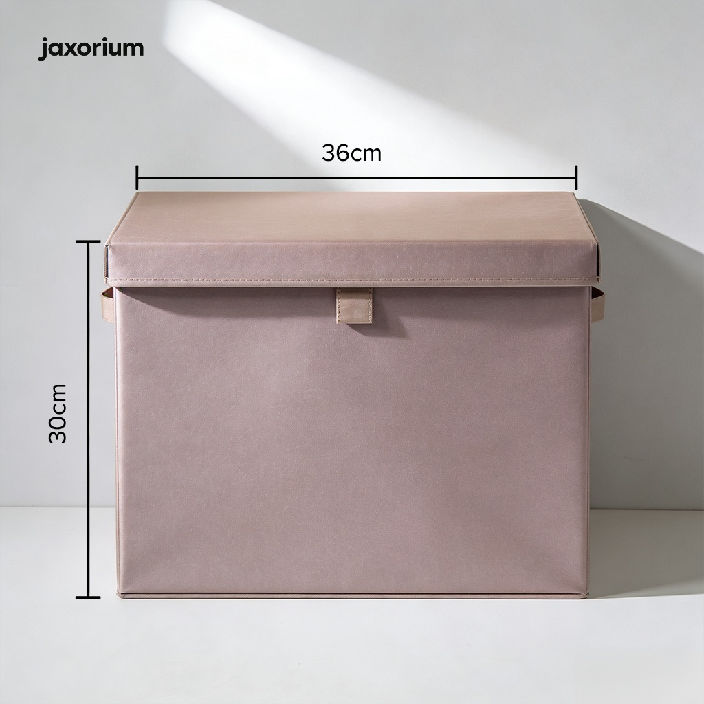 Durable plastic storage box with dust-resistant lid