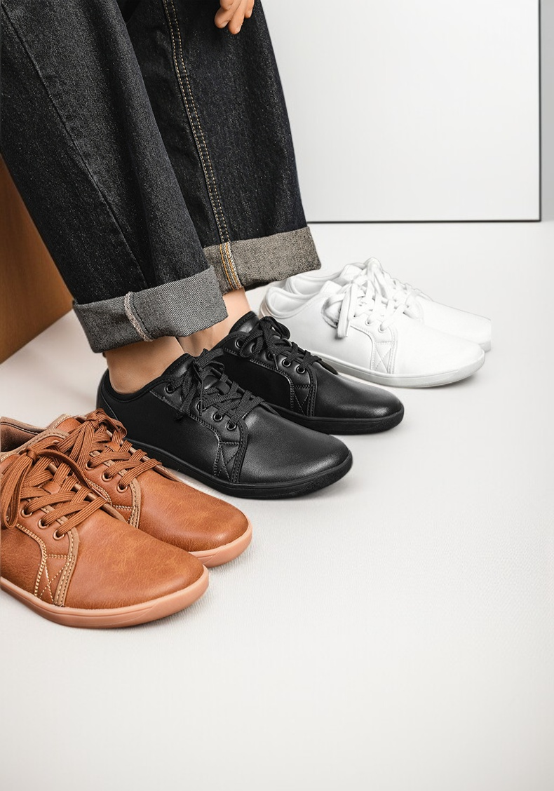 メンズ軽量ソフトソールカジュアルシューズ正面写真