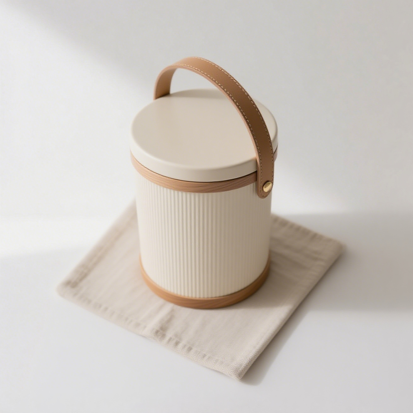 Lonchera cilíndrica con asa de cuero (2 piezas)