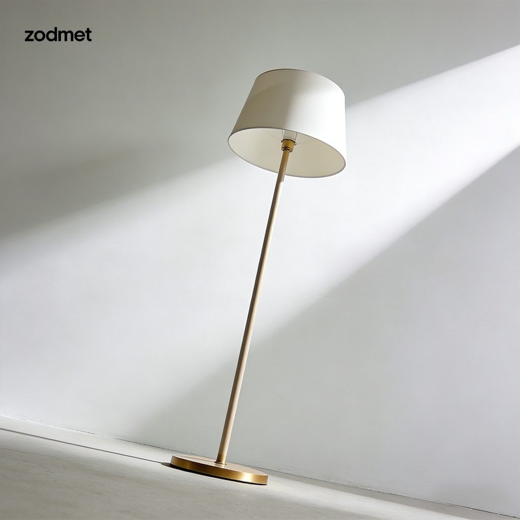 北歐落地燈照亮溫馨臥室一隅