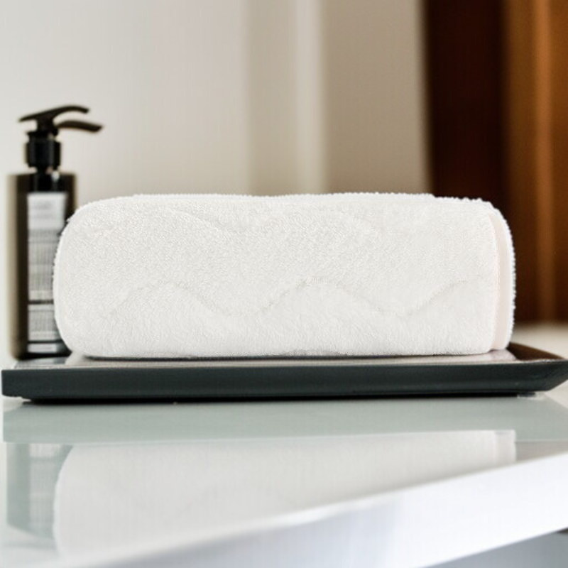 내구성 뛰어난 코랄 세안 수건