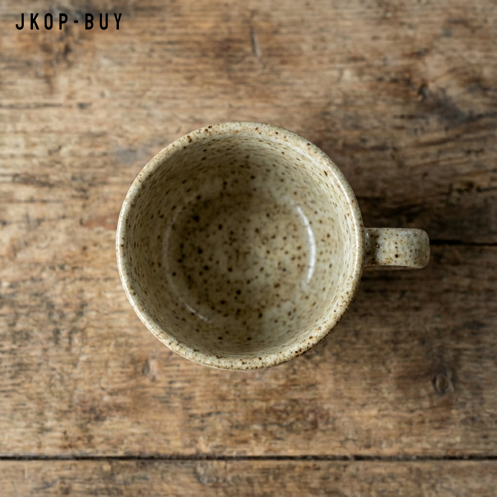 Tasse en céramique faite à la main