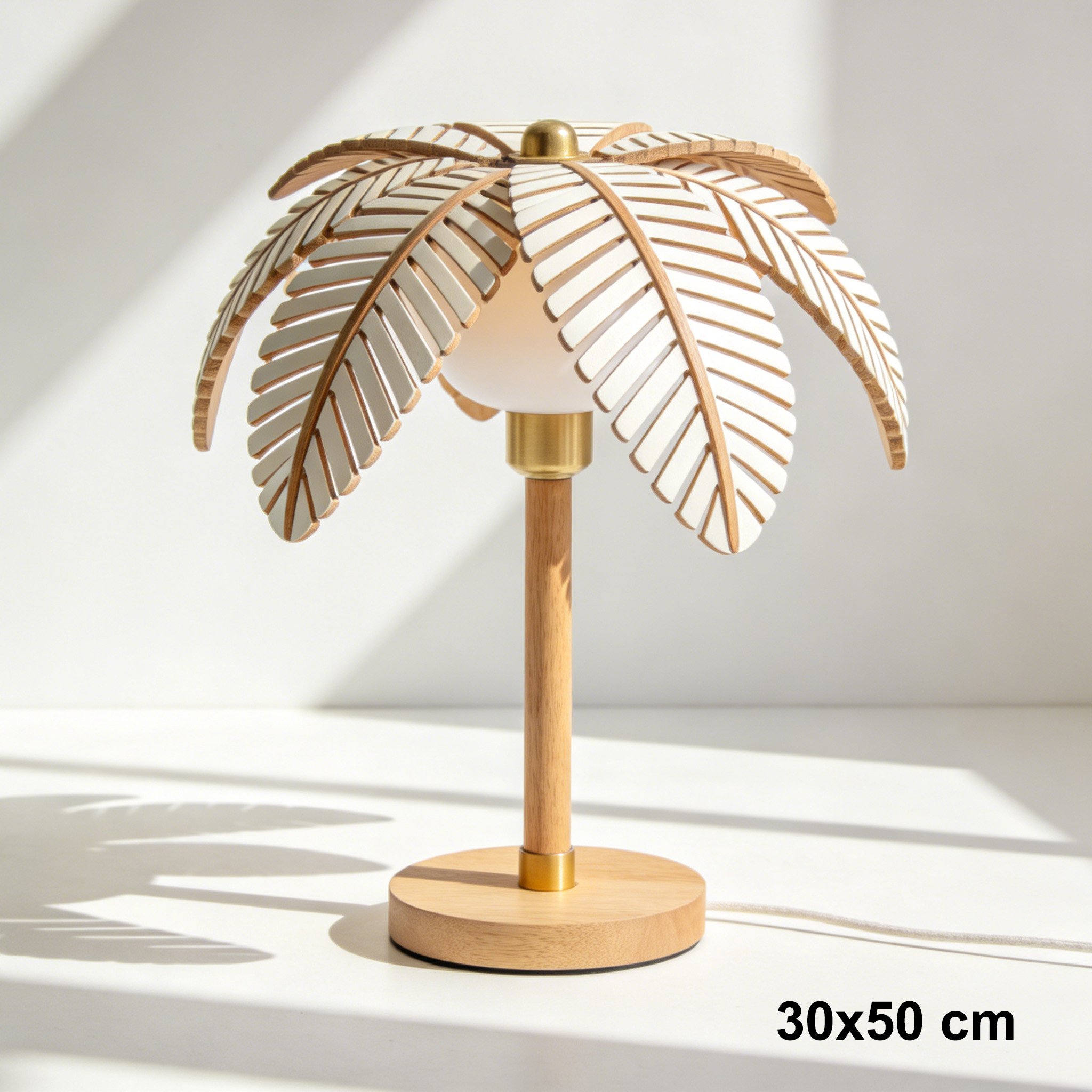 원목 소재의 세련된 테이블 램프 디자인