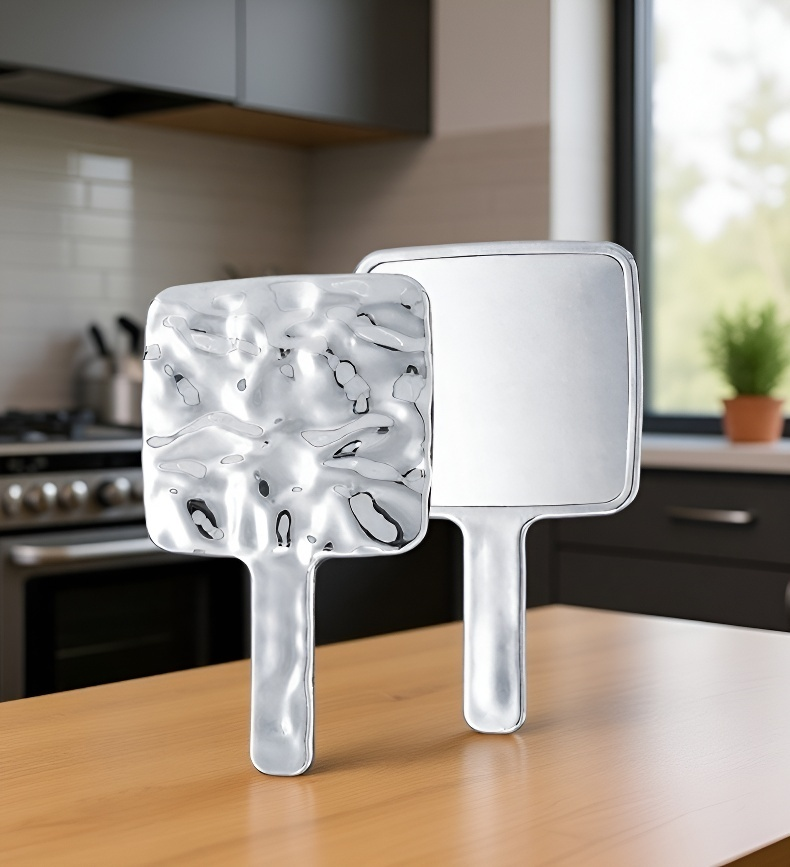 메이크업에 최적화된 선명한 거울