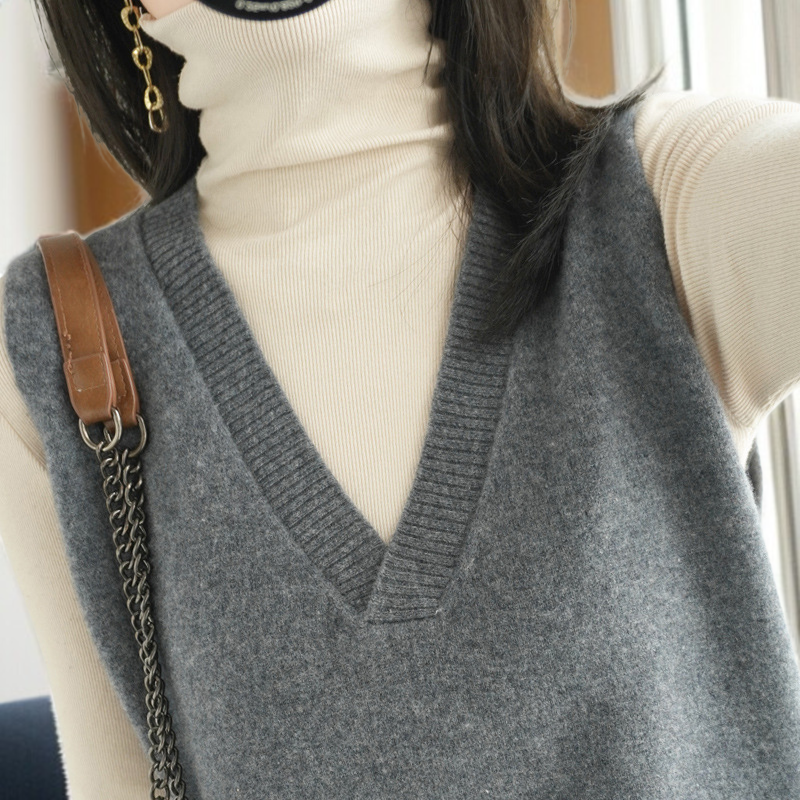 Vネックニットウエストコートウエストコート女性外部摩耗の秋と冬の新しいセットヘッド肩馬クリップ緩いノースリーブボトムシャツジャンパー