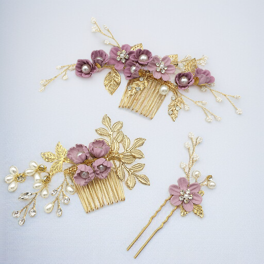 감성적인 플라워 머리핀 데일리룩