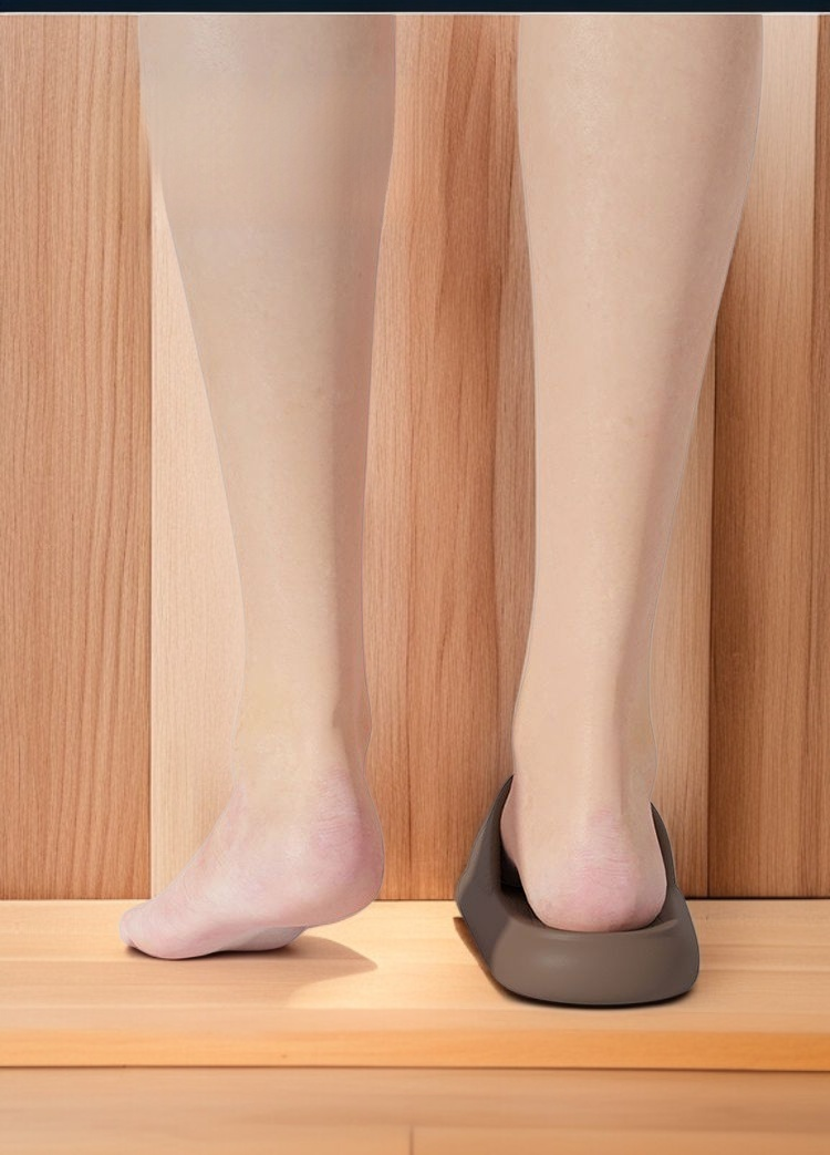 여름 패션에 어울리는 샌들 코디