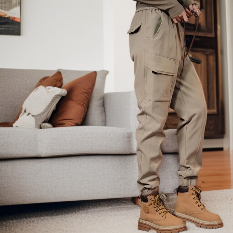 春メンズゆったりカーキワークパンツ カジュアルなドローストリングパンツ