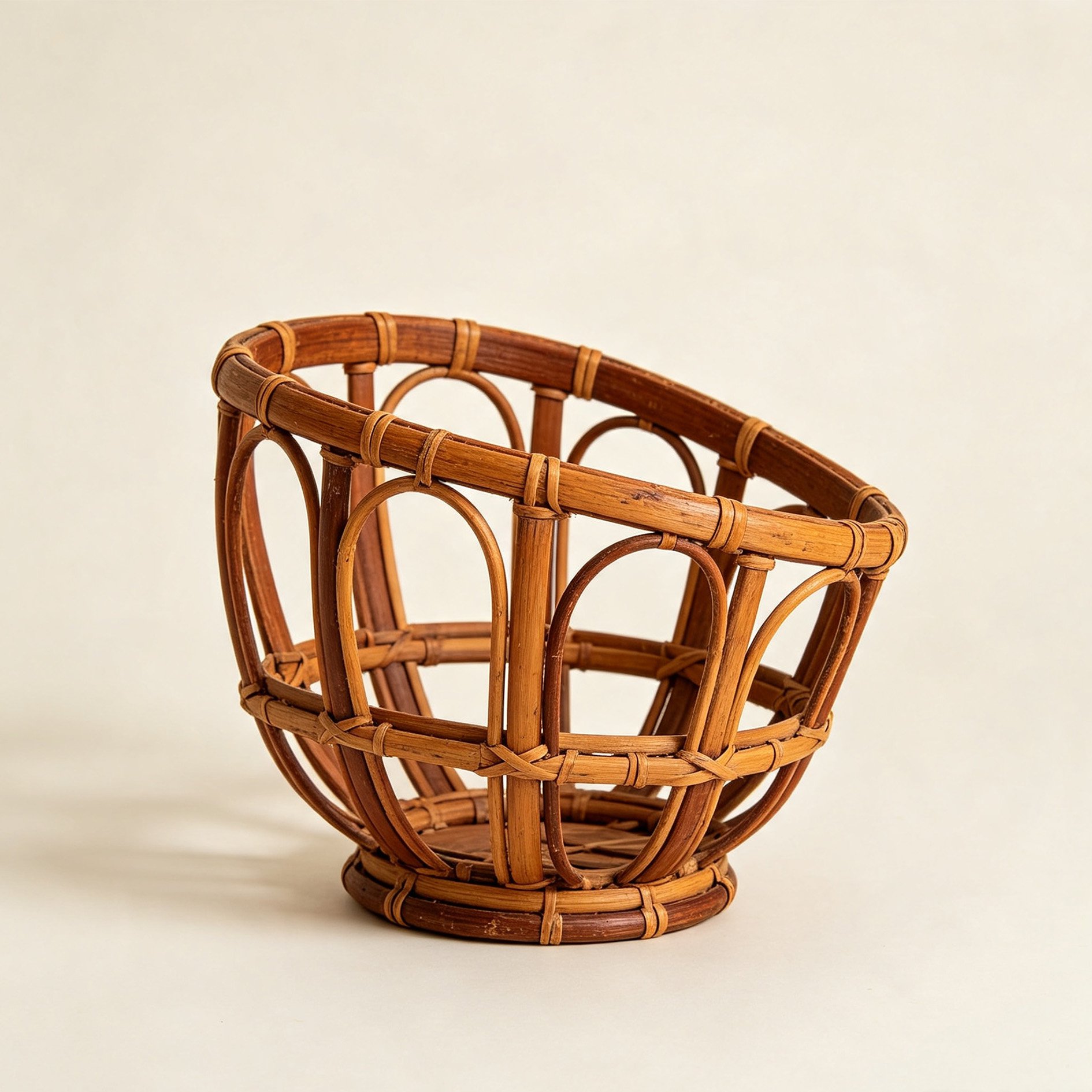 woven rattan round basket