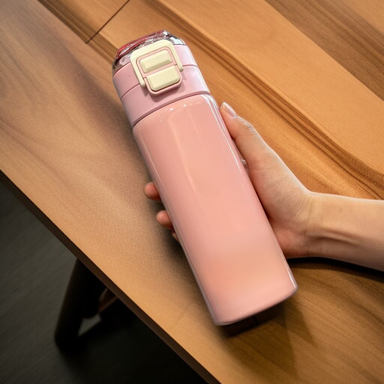 كوب من الفولاذ الساخن