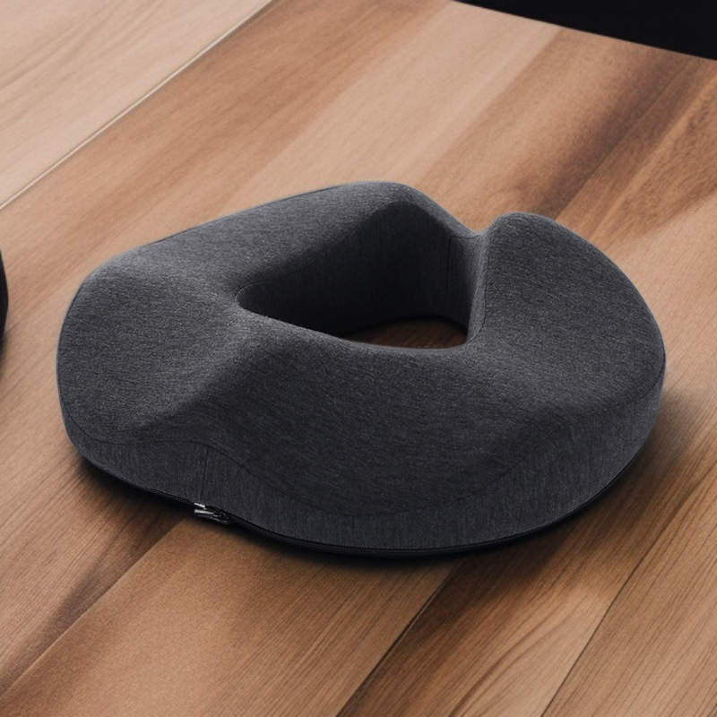 車椅子にも使える厚めのクッション