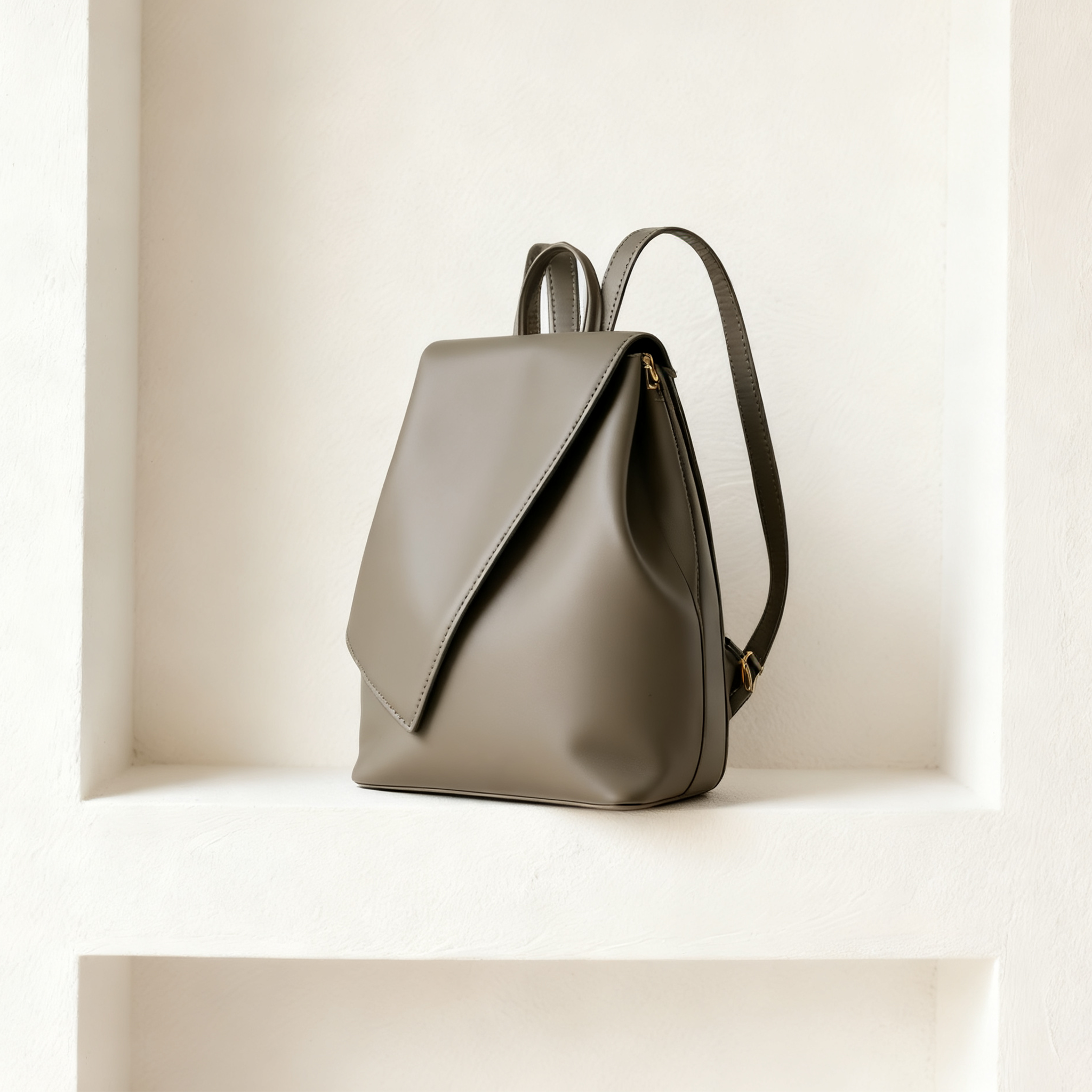 กระเป๋าเป้หนังดีไซน์ทันสมัยสำหรับกิจกรรมกลางแจ้ง