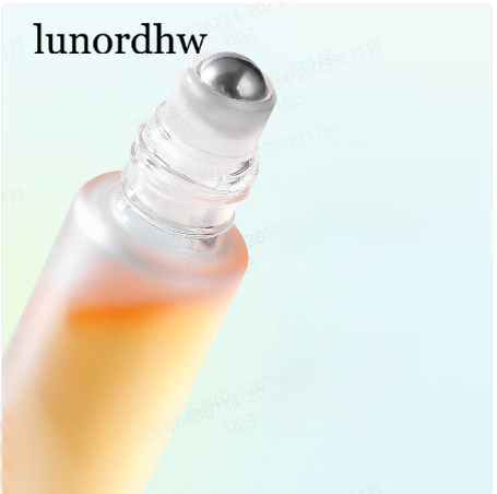 เซรั่มออยล์บำรุงริมฝีปากสูตรสดชื่น ไม่เหนียวเหนอะหนะ ลดเลือนริ้วรอย และให้ความชุ่มชื้น 2 แพ็ค