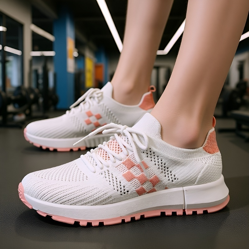 حذاء نسائي شبكي خفيف ومهوّى