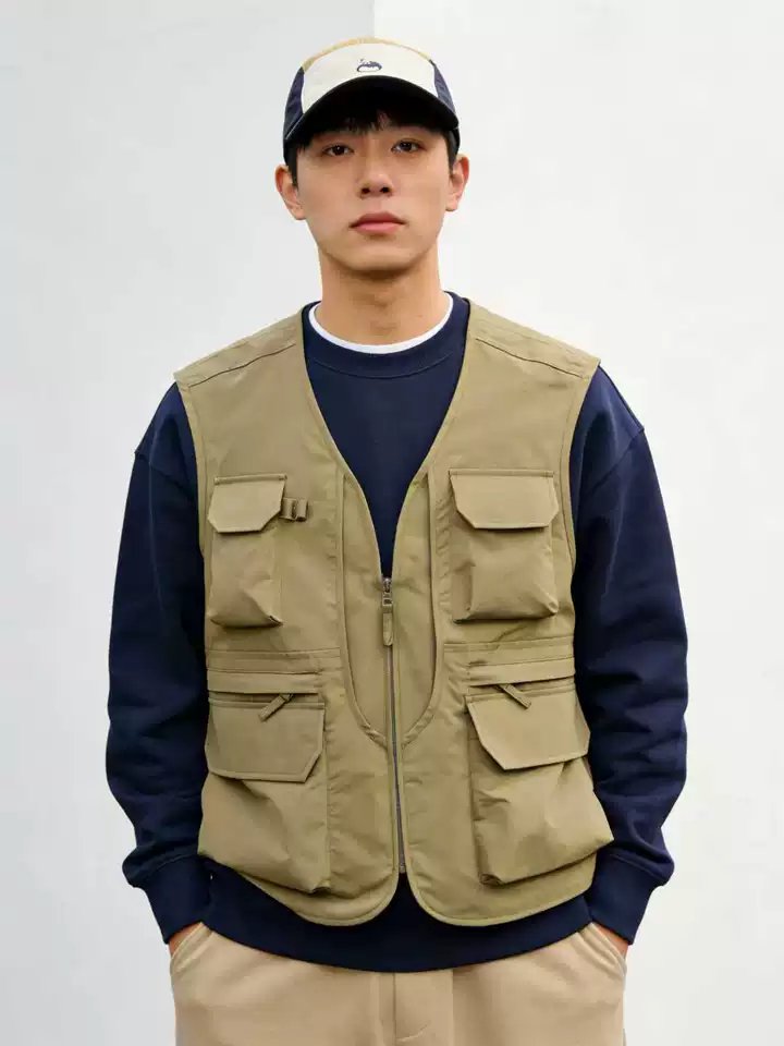 American-style mountain-style work vest