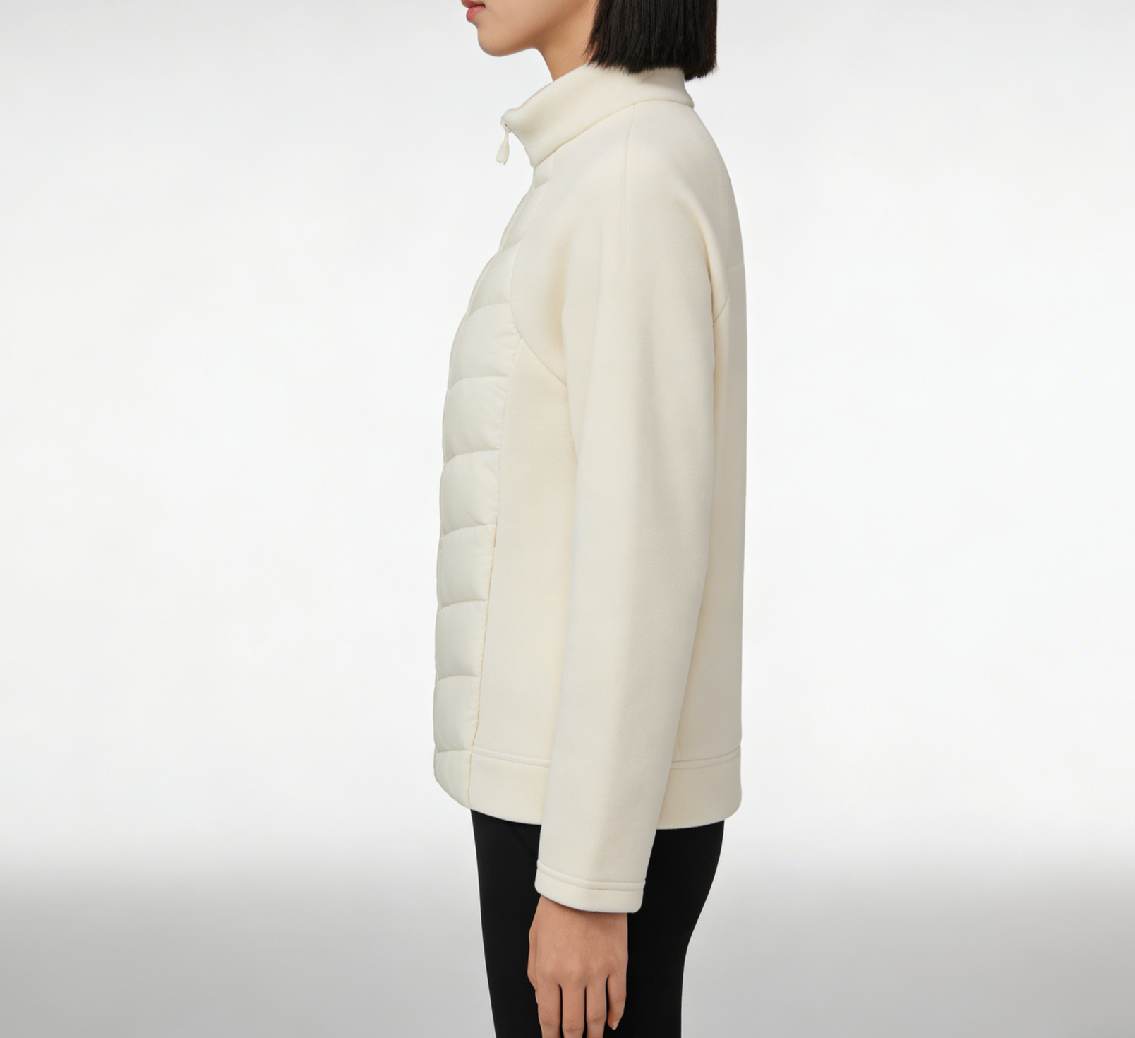 경량 소재로 편안한 여성 슬림핏 코트