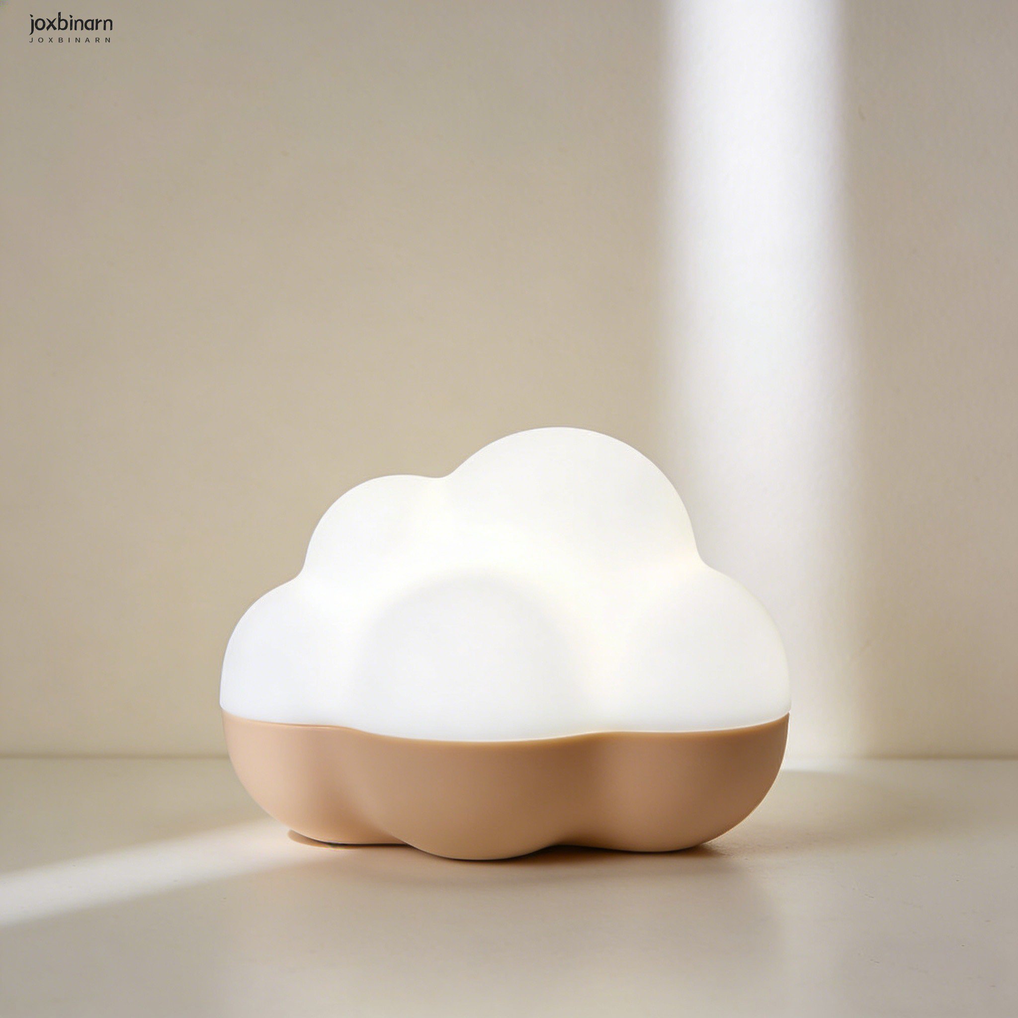 やわらかい光の雲型ナイトライトセット全体イメージ