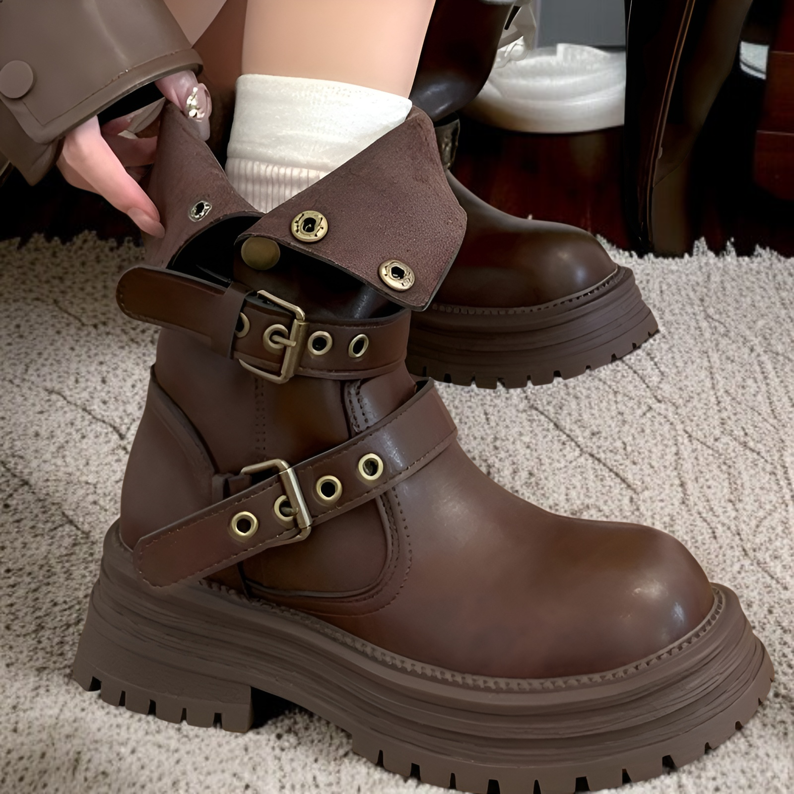 英国風ブーツ、女性用、2025年春秋新作、シングルブーツ、レトロレディースシューズ、ミドルブーツ、厚底ブラックショートブーツ