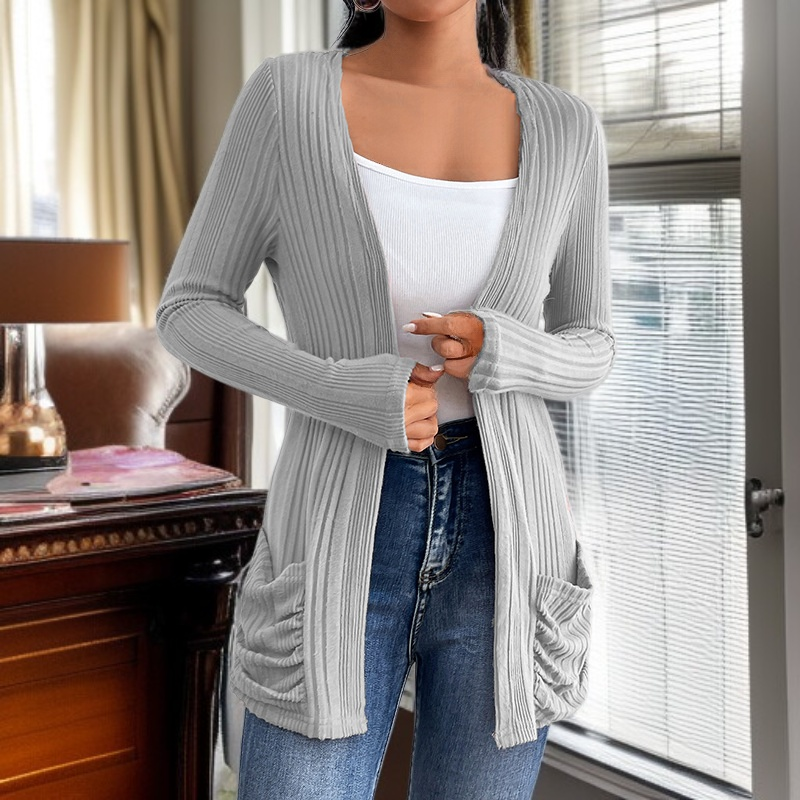 Einfarbige Strickjacke mit langen Ärmeln und mittlerer Länge