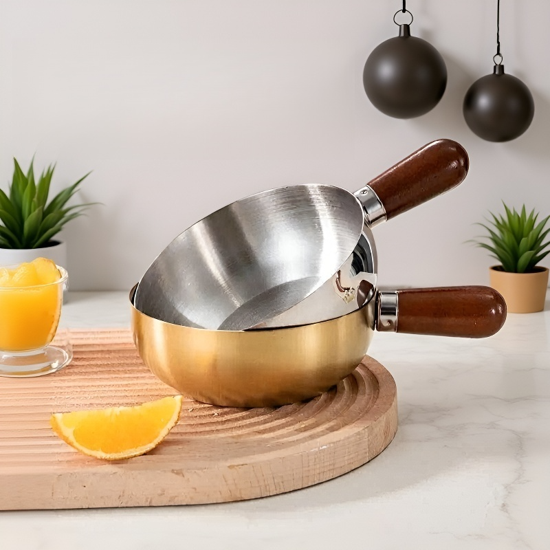 Moderní kuchyňský set – hrnec a miska