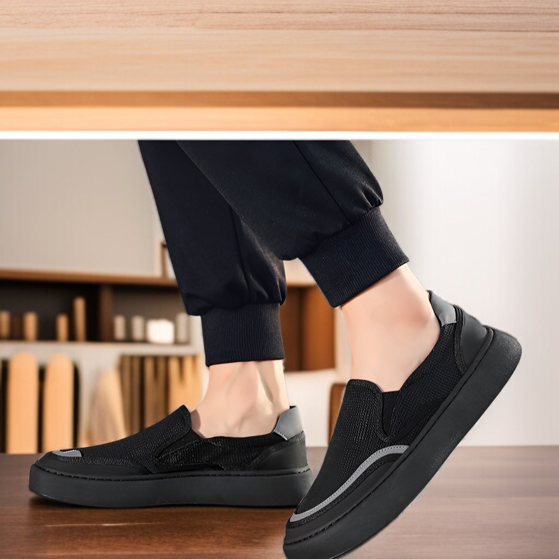 夏用の通気性のあるキャンバスシューズ、ファッショナブルでスタイリッシュな、ソーシャルインフルエンサーのスリッポン、カジュアルシューズ、ローファー、厚底、ビッグヘッドのセレブスニーカー。