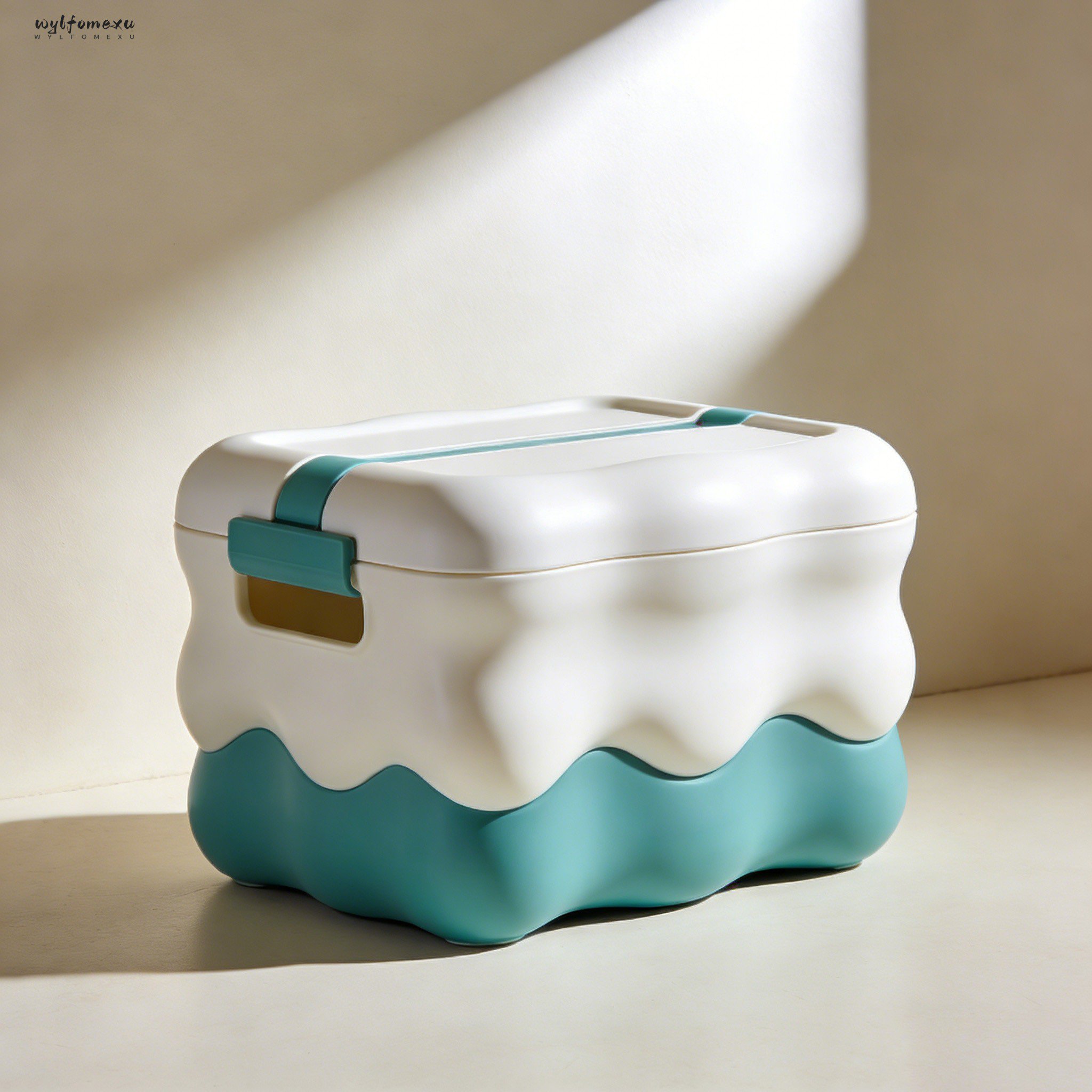 Wielofunkcyjne pudełko na ubrania