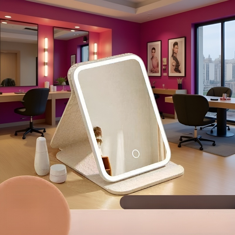 메이크업에 최적화된 선명한 거울