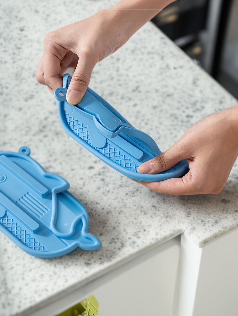 省スペースで使える鍋蓋収納パッド