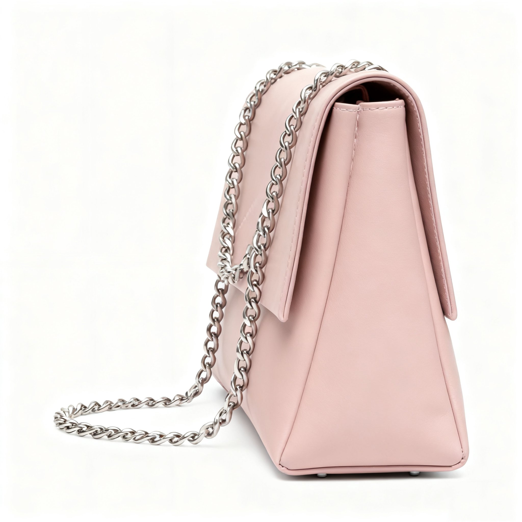  กระเป๋าถือสีชมพู 