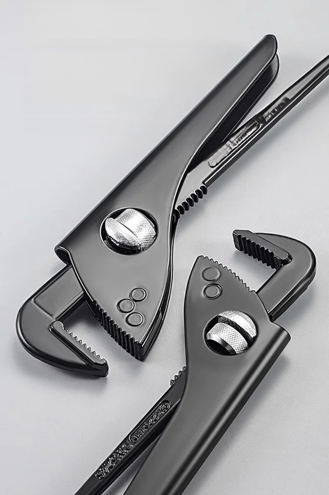 파이프 고정에 활용되는 원숭이머리 집게