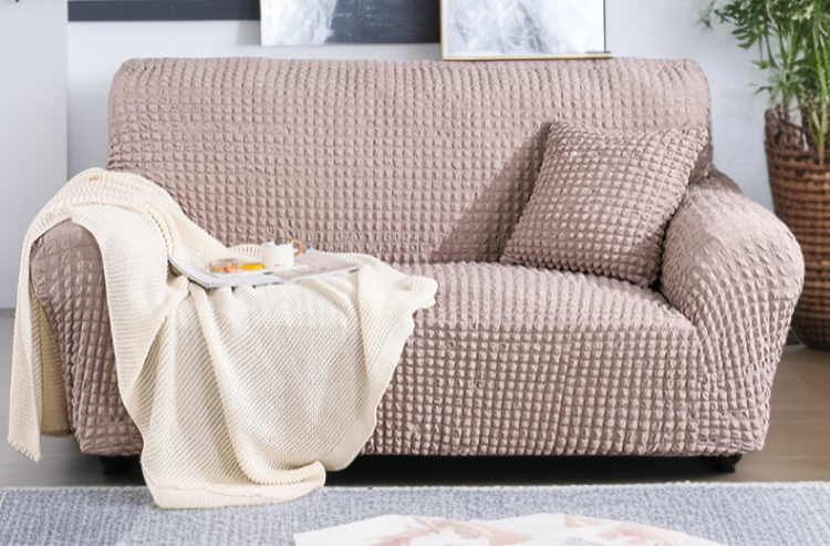 フルカバータイプでソファ全体を守るソファカバー