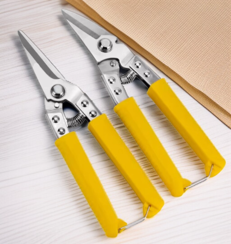 다용도 전자가위 제품 전체 모습