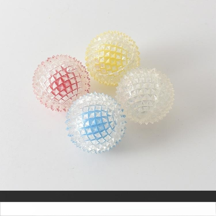 중대형견용 튼튼한 탄성 돌기 공 장난감