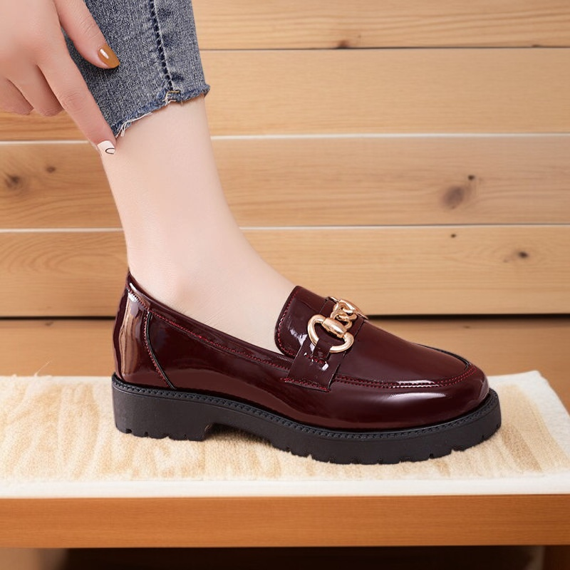 女性向け新作厚底ローファー2024