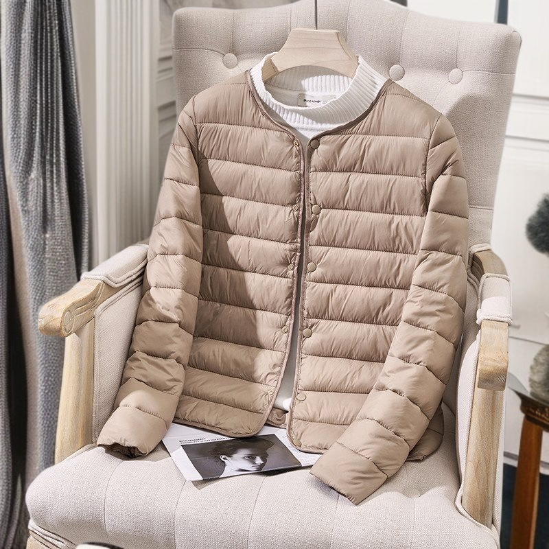 쇼트 테일러드 패딩 자켓 옆모습