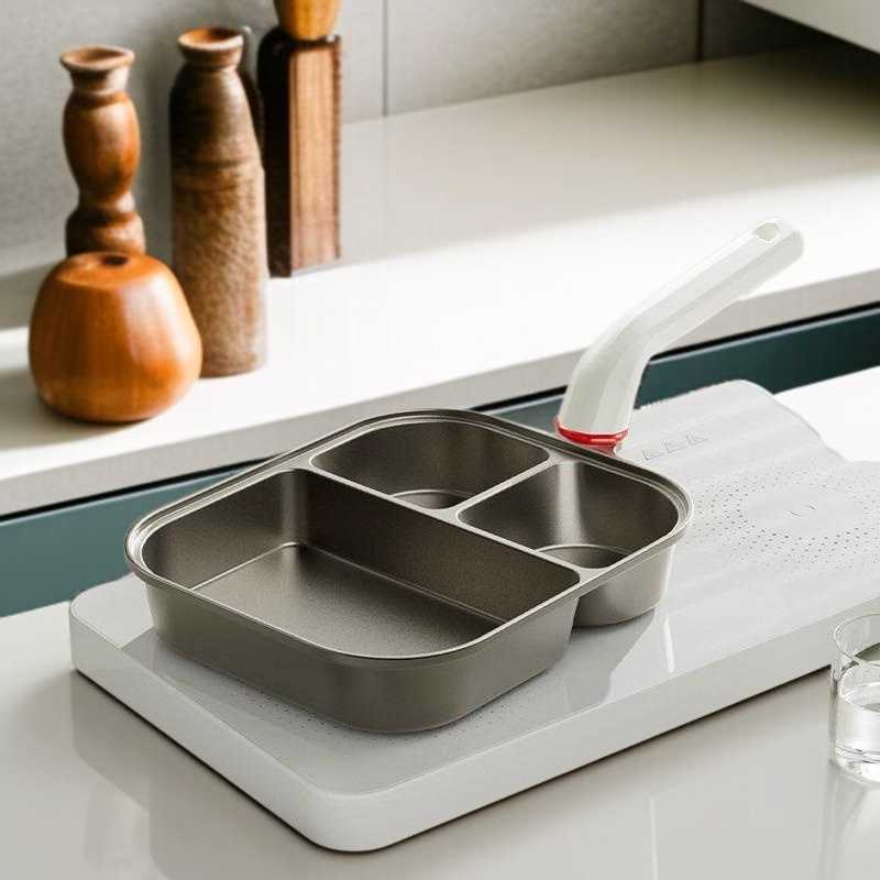 Titanium three-in-one frying pan breakfast pan non-stick pan fried egg hamburger thickened and deepe