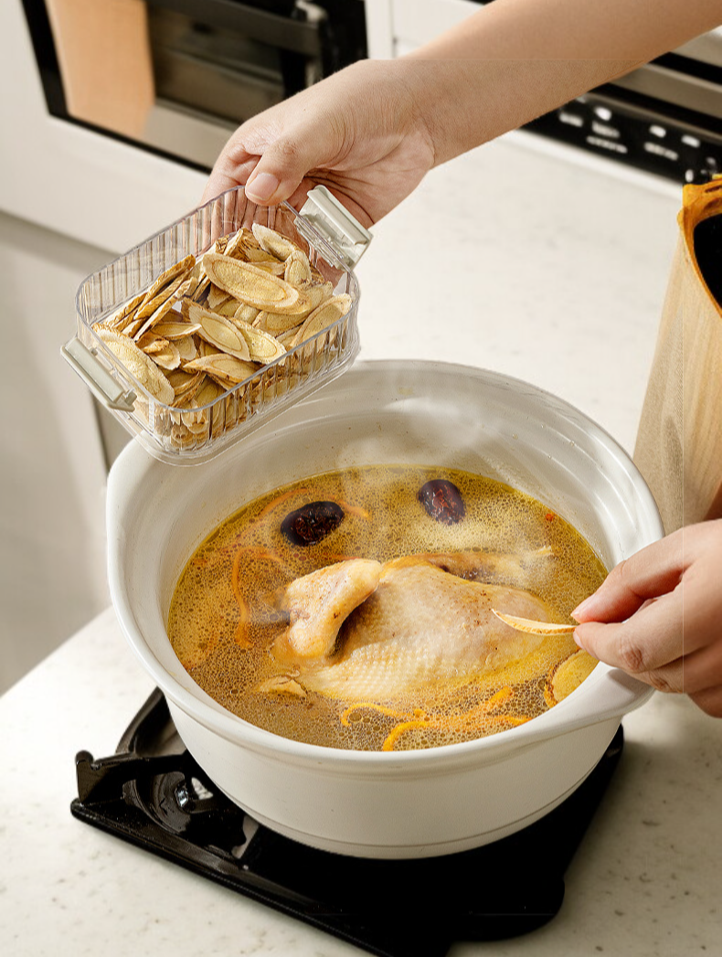 밀폐 뚜껑으로 냄새 차단되는 향신료 용기