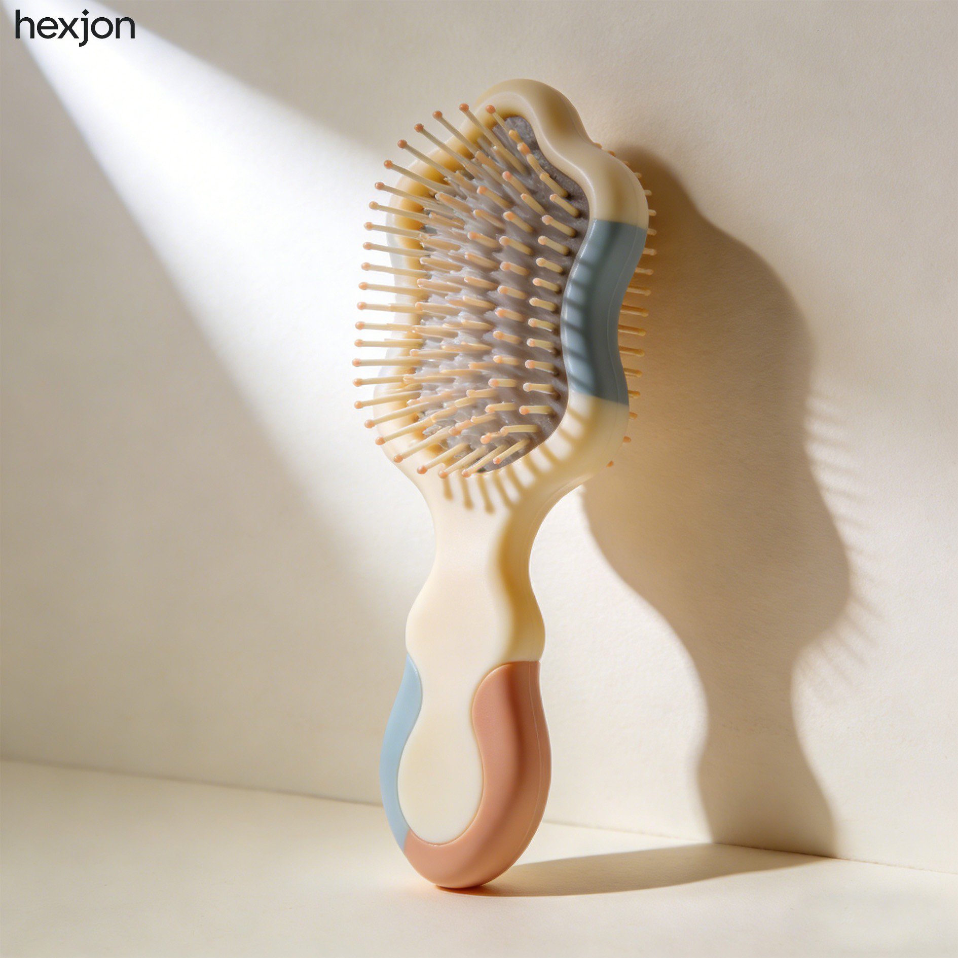 シリコン製頭皮マッサージブラシの柔らかいブラシ部分